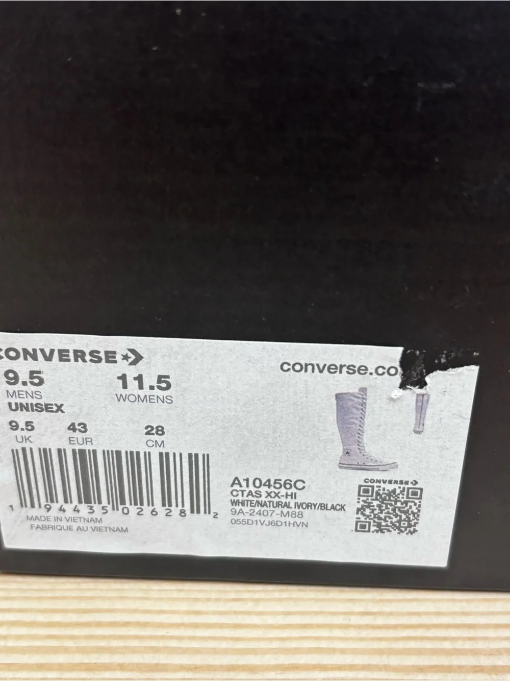 Converse women’s brand